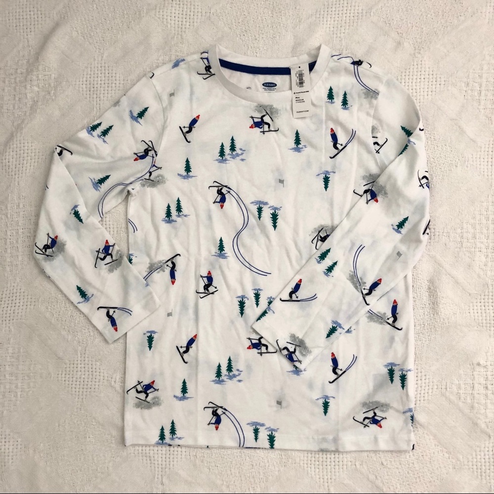 🌺 OLD NAVY Boy’s Long Sleeve Tee